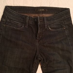 Joe's Jean's Chelsea Skinny Jean in Vincent hhi